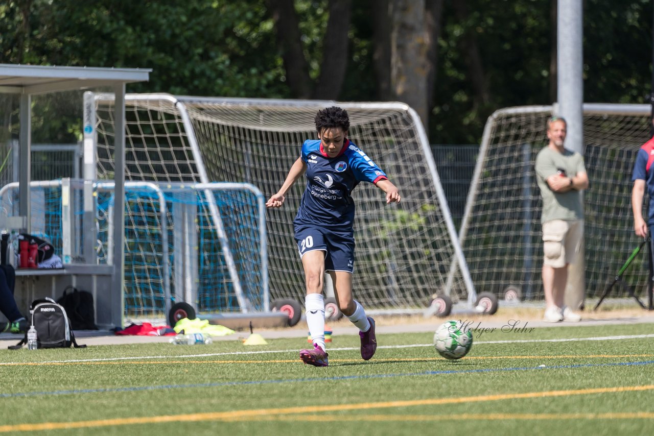 Bild 129 - wBJ Holsatia Elmshorn - VfL Pinneberg : Ergebnis: 1:4